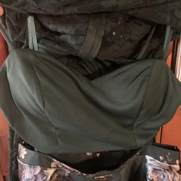 City Vibe Long-Sleeve Lace Top w/ Floral Print Skirt Two-Piece Dress Green Sz 13 - Picture 9 of 12